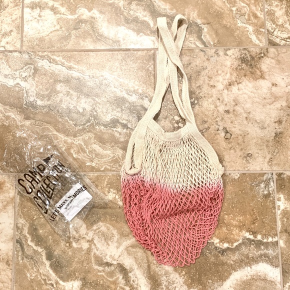 Camp Collection Dip Dye Market Tote - Picture 3 of 6